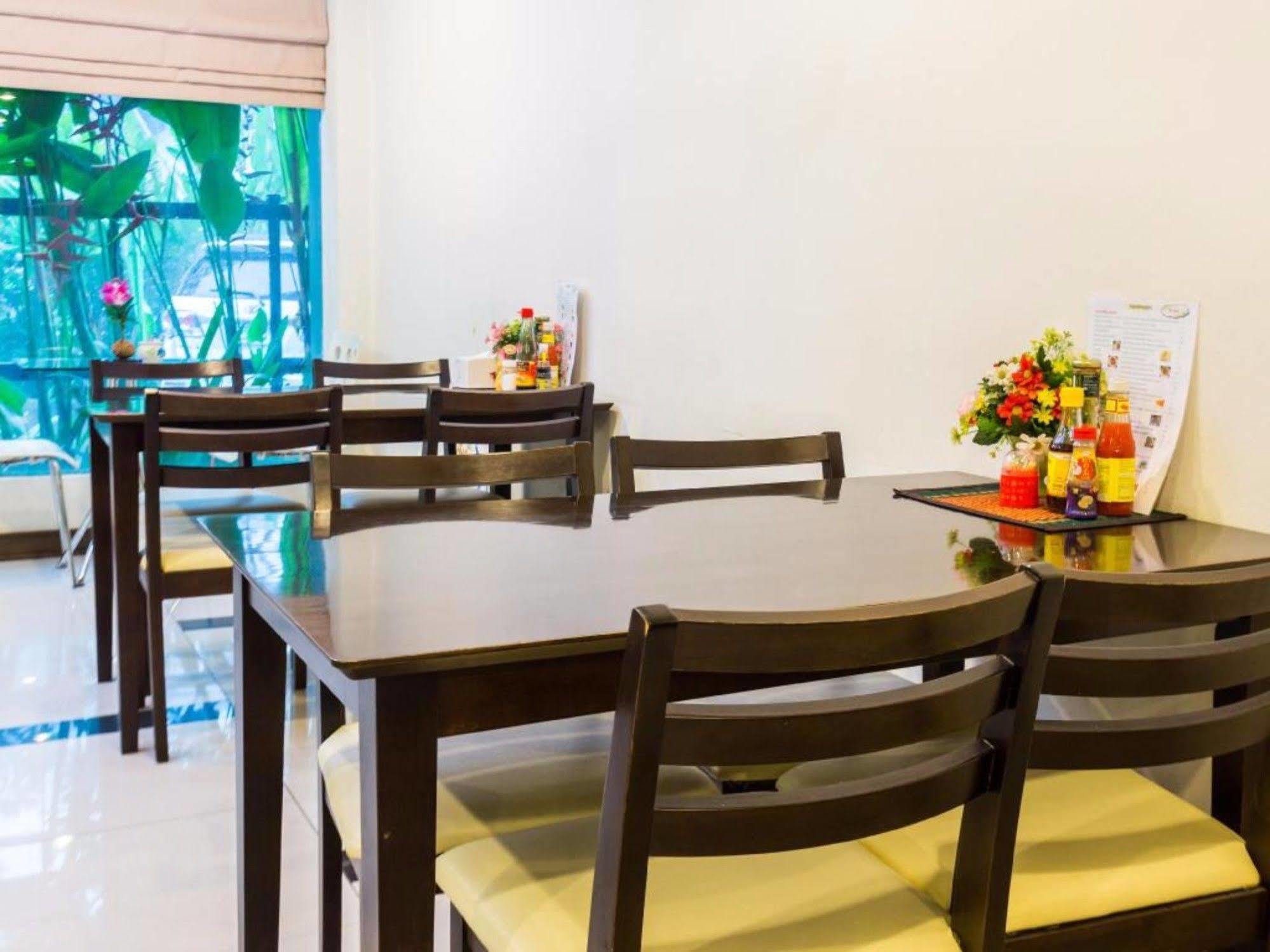 14 Resort Bangkok Eksteriør billede